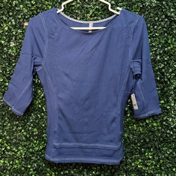 FP MOVEMENT by FREE PEOPLE Sashay Layer Top - Picture 5 of 11